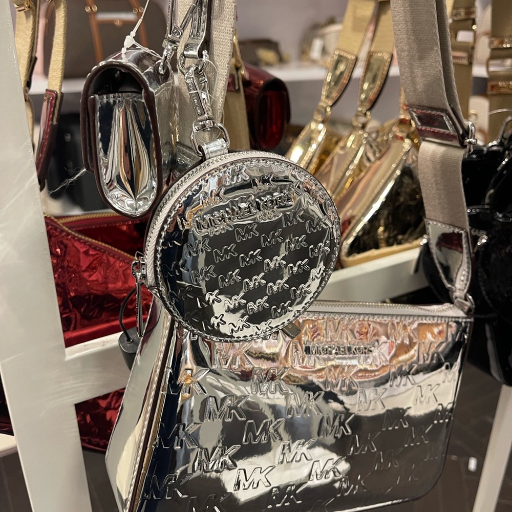 Michael kors Crossbody - Picture 6 of 7